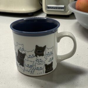 VTG  70s  Happy Blue Cats Blue & White Stoneware Kitty Coffee Mug Otagiri 10 Oz